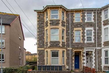 2 bed house, Richmond Crescent, City Centre, Cardiff, CF243AH - Image 8